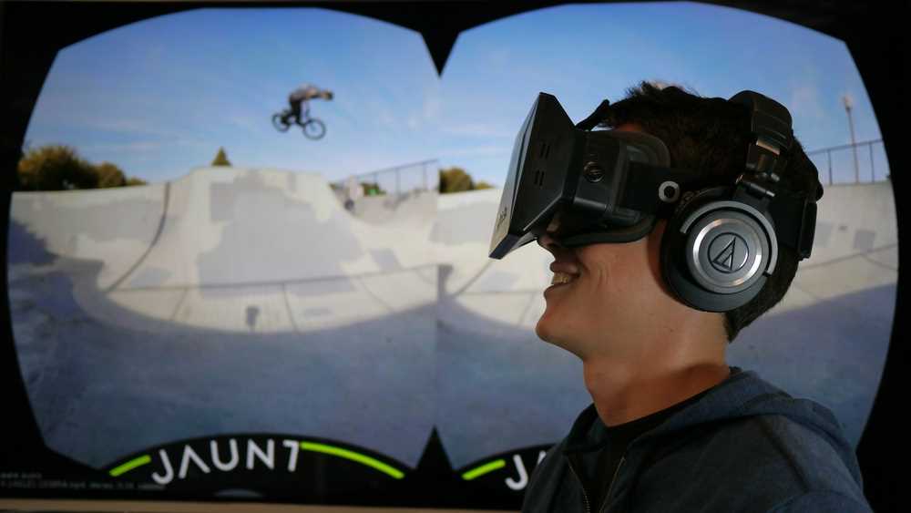 Virtual Reality Broadcast to the Living Room